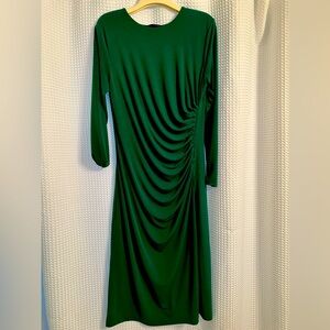 Banana Republic Shirred side dress EUC Green M